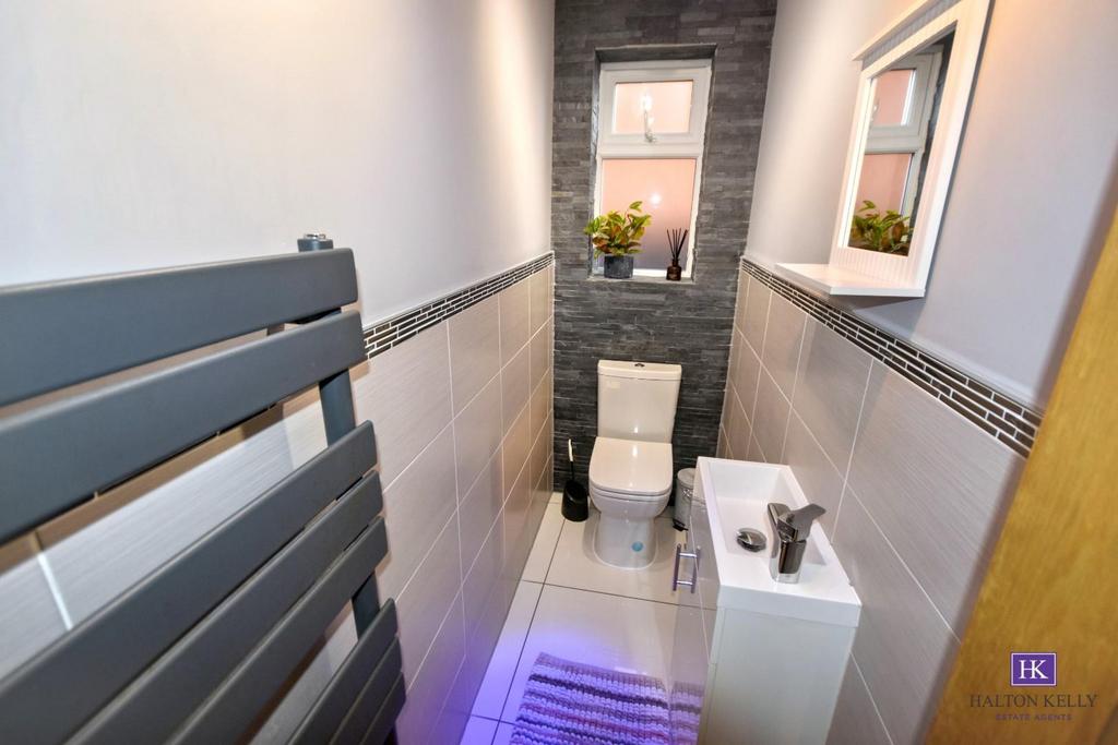 Downstair wc