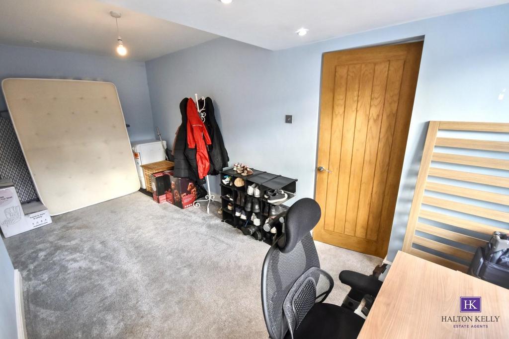 Office/play room