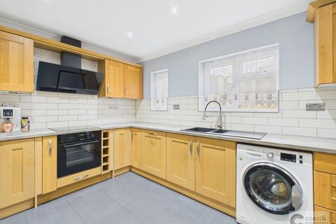 3 bedroom semi-detached house for sale, Brownhills Road, Newton Abbot