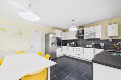 Shackleton Way, Yaxley, PE7