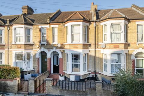 Albacore Crescent, London