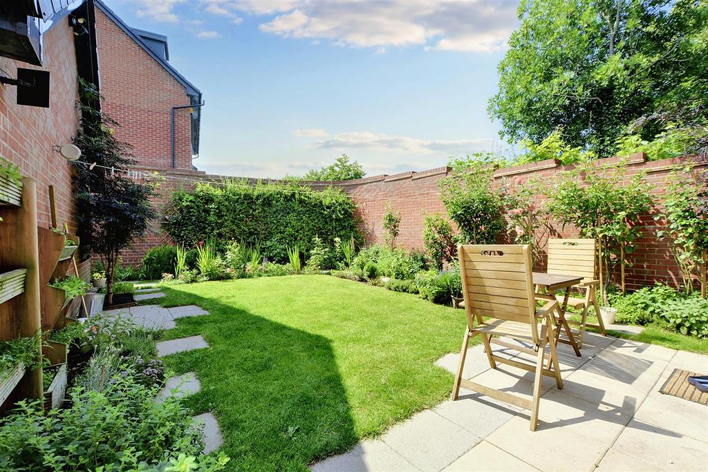 Garden 2.jpeg
