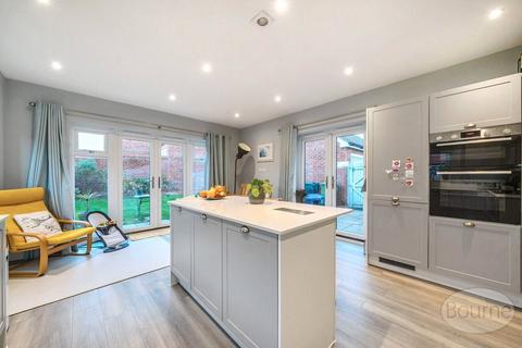 4 bedroom detached house for sale, Stroudfields, Petersfield, Hampshire, GU32