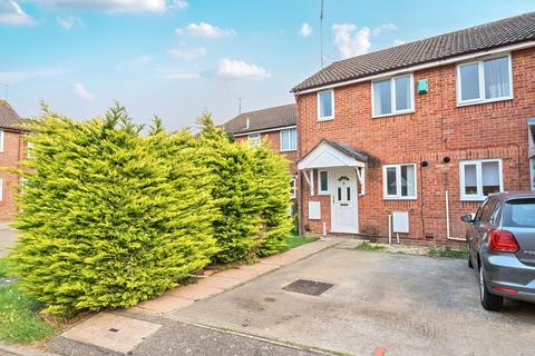 undefined, Todd Close,  Aylesbury,  HP21