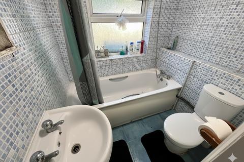 undefined, Winsdon Road, Luton, Bedfordshire, LU1 5JT
