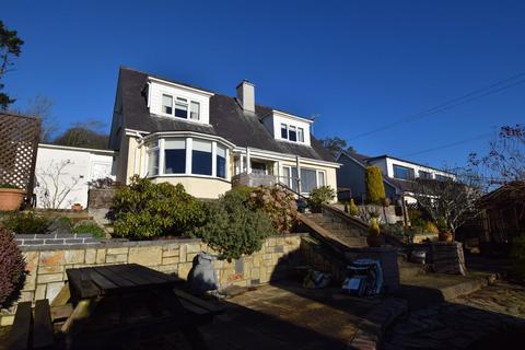 Lon Ednyfed, Criccieth