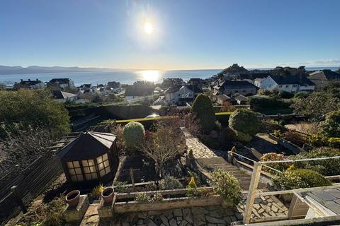 undefined, Lon Ednyfed, Criccieth