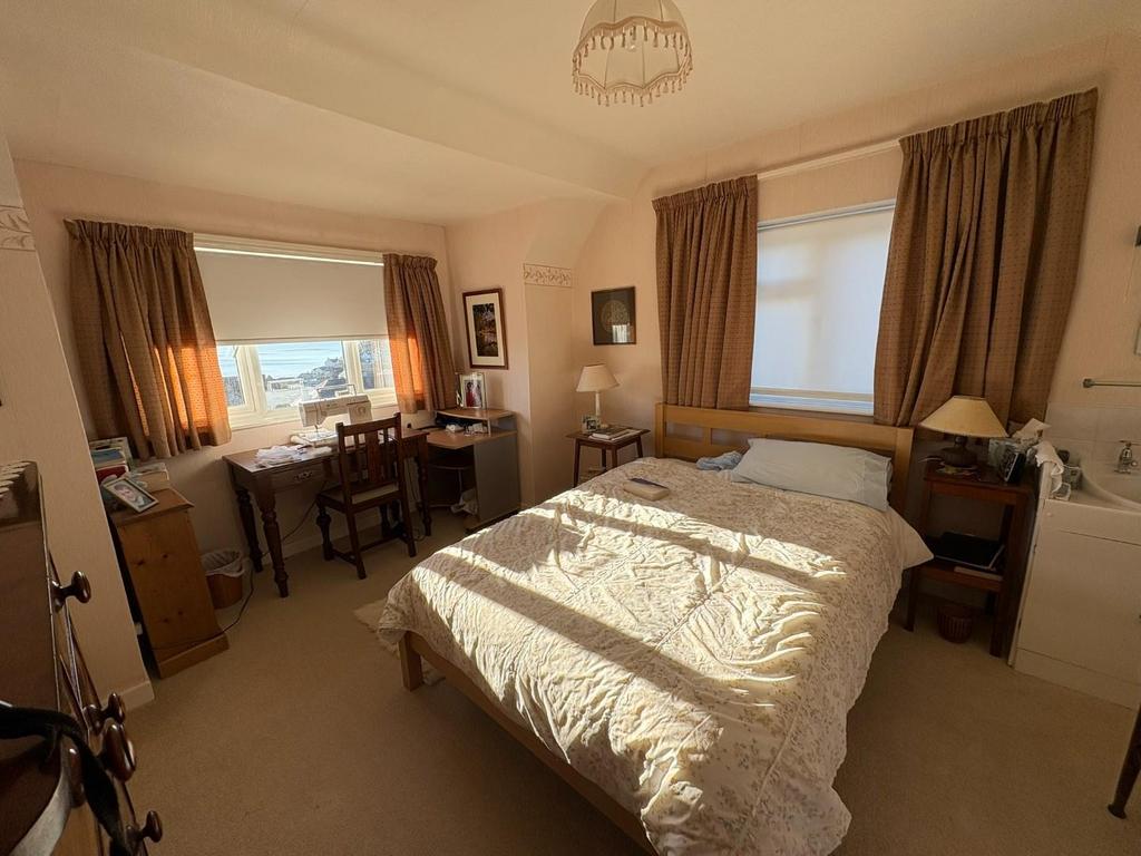 Bedroom 2.JPEG