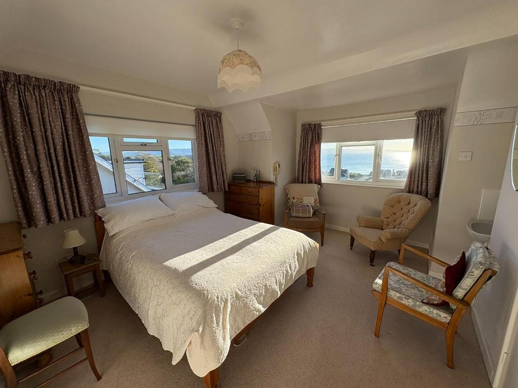 Bedroom 1.JPEG