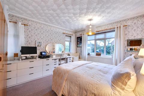 4 bedroom detached bungalow for sale, Cleve Avenue, Toton
