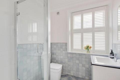 3 bedroom apartment to rent, Carlton Hill, London NW8