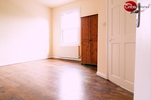 undefined, Colliers Wood, SW19