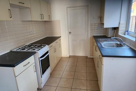 2 bedroom terraced house for sale, Glassbrook Road, Rushden NN10