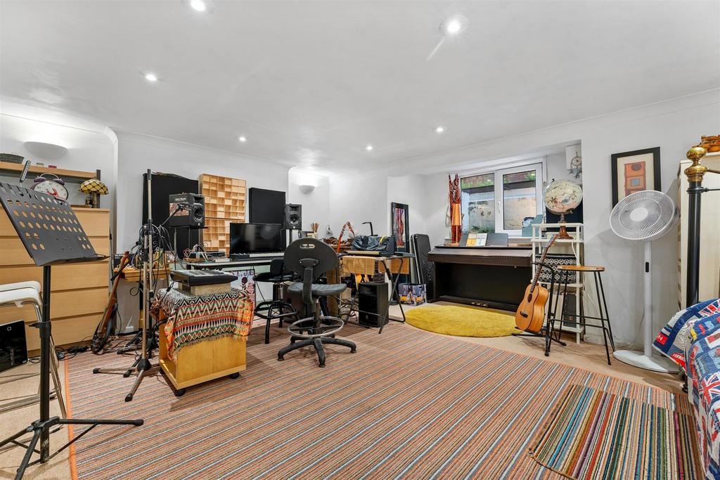 Basement Bedroom 1