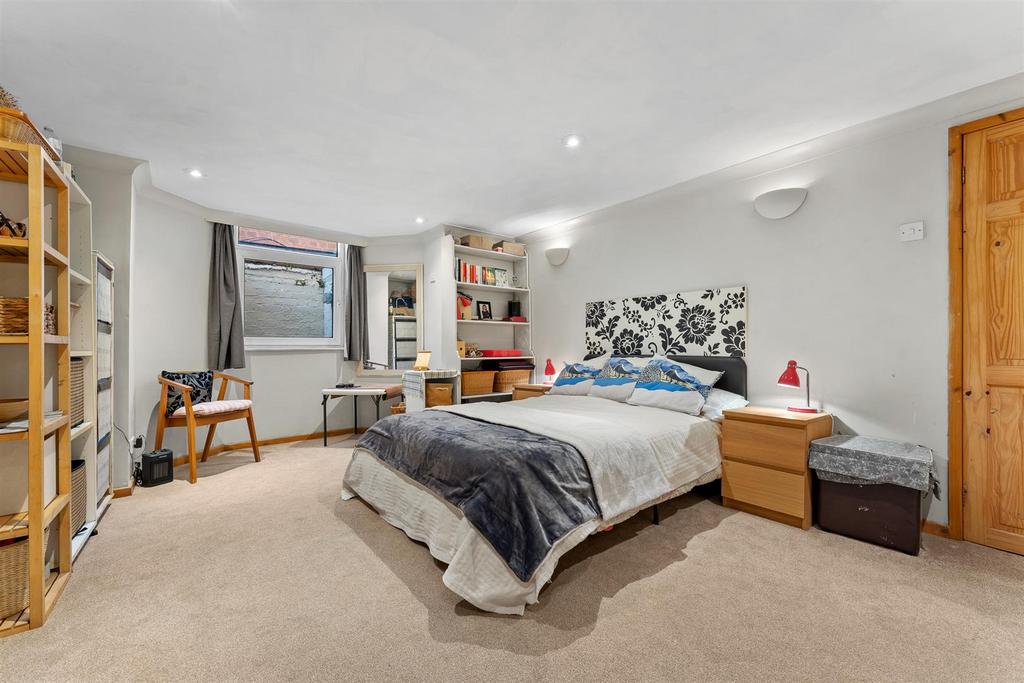 Basement Bedroom 2