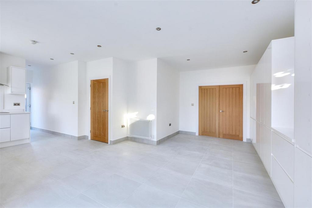 Living/Dining Kitchen