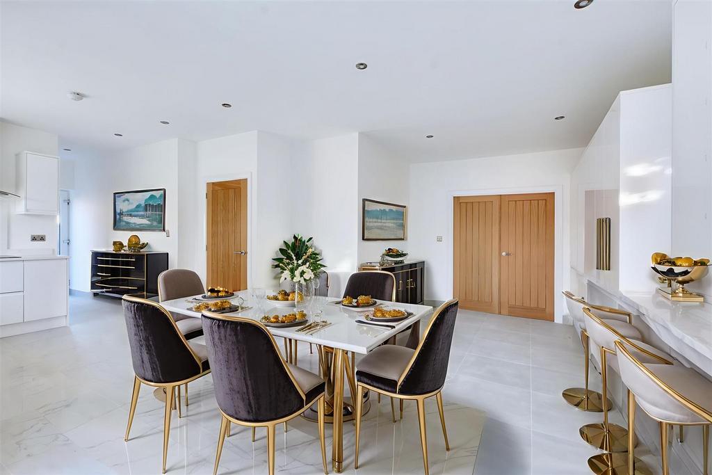 Kitchen-Diner 2 - Dining Room - Luxury - 3.jpeg