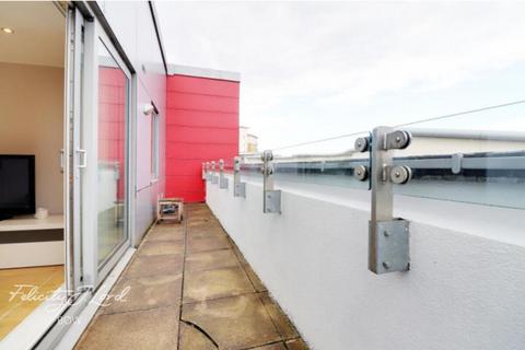 undefined, Tredegar Road, LONDON