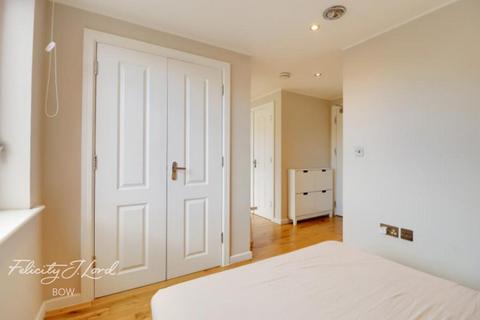 undefined, Tredegar Road, LONDON