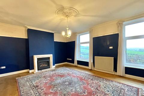 3 bedroom detached house for sale, Kew Hill, Huddersfield, HD3