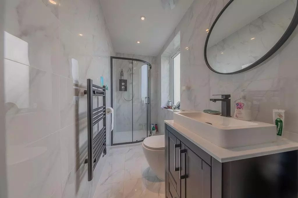 1 bedroom flat for sale - Photo 20