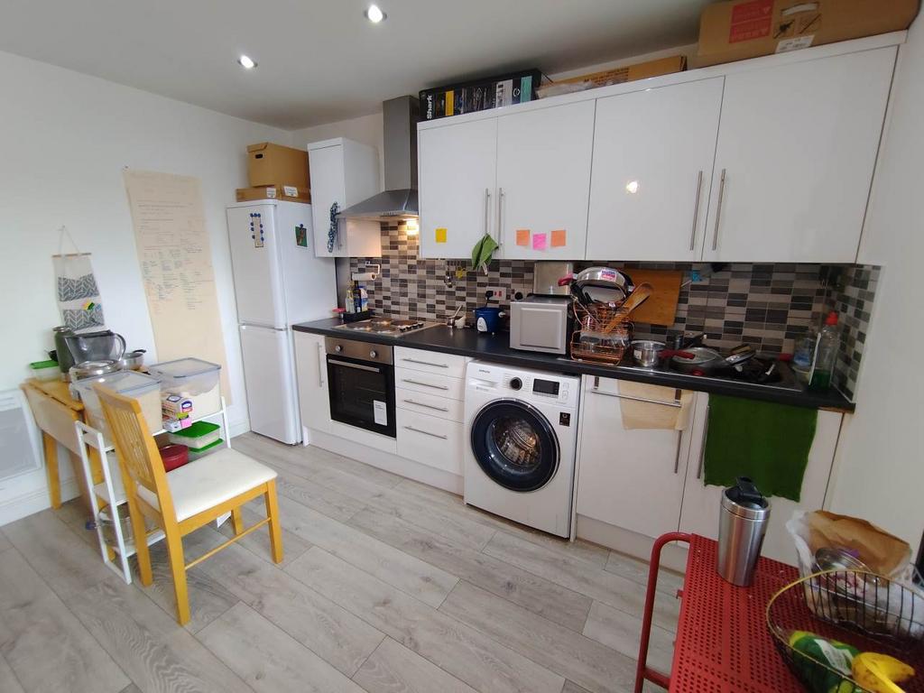 Kitchen (1)