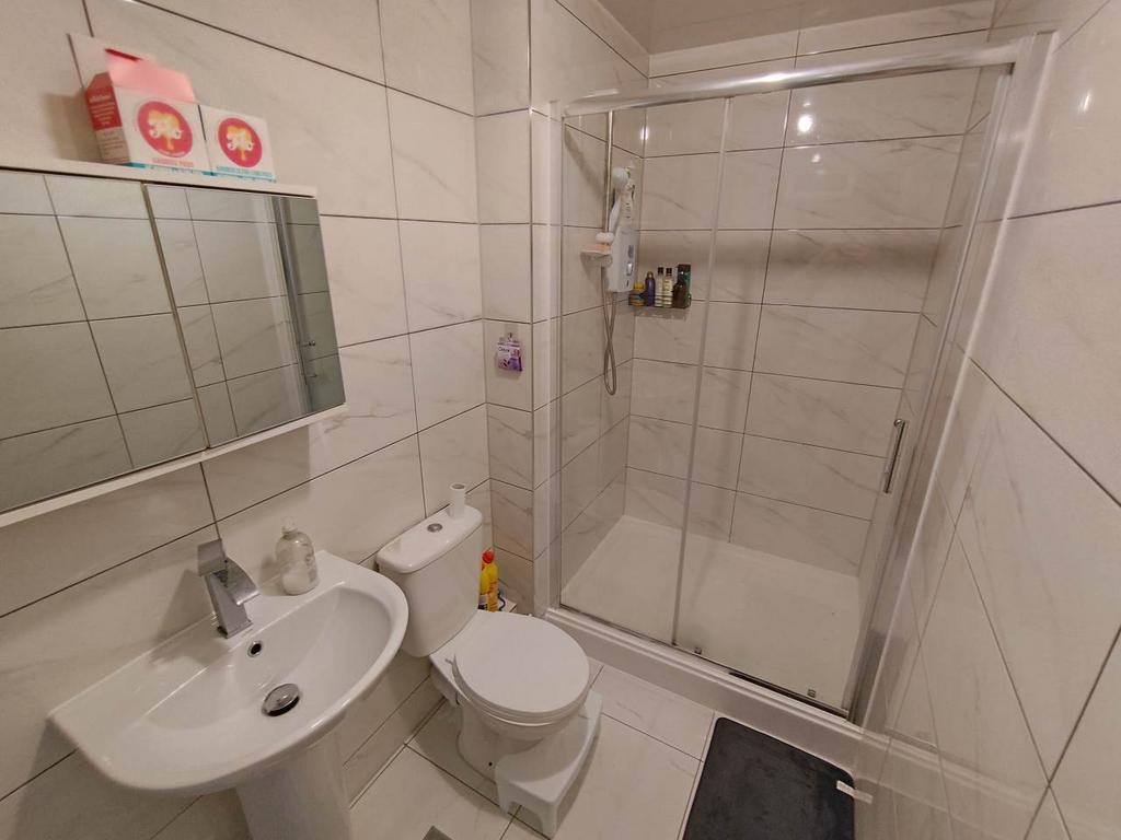 Shower room (1)