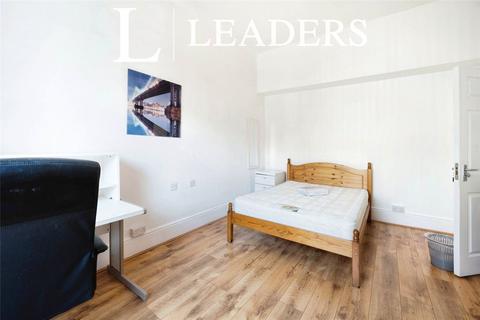 undefined, Britannia Road North, PO5