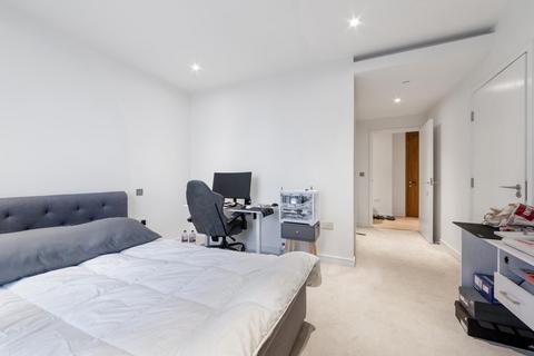 2 bedroom apartment for sale, Hampton Tower, Marsh Wall, London, E14