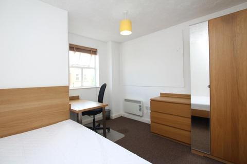 4 bedroom flat to rent, Jellicoe Avenue, Bristol BS16