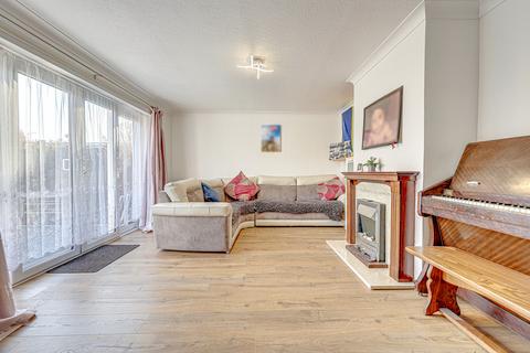 undefined, Curling Tye, Basildon, SS14