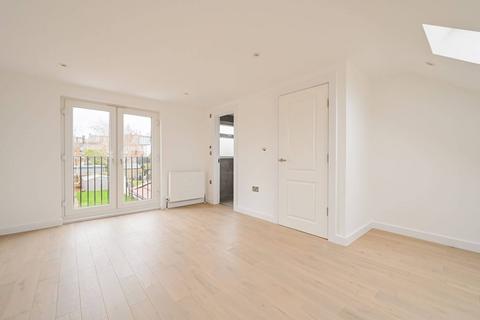 undefined, Halliwick Road, N10, Muswell Hill, London, N10