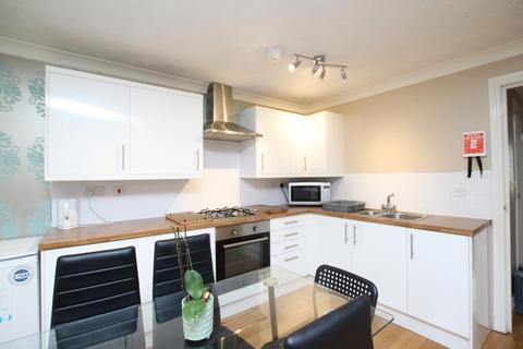 5 bedroom townhouse to rent, Wright Way, Bristol BS16