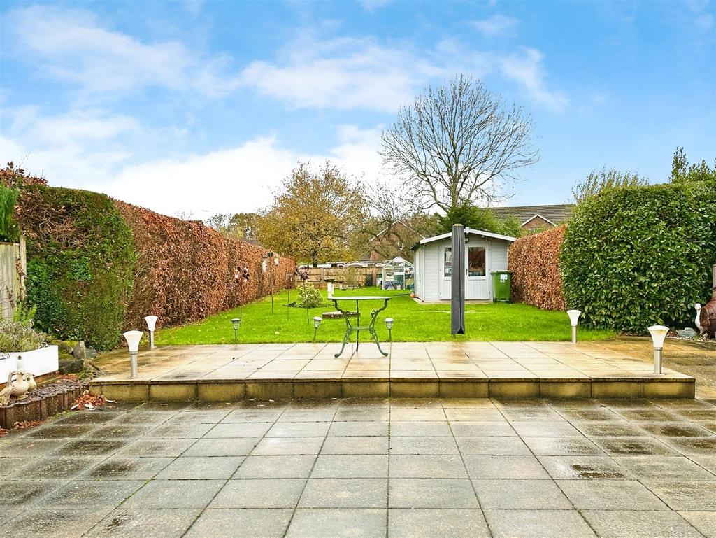 Rear garden/patio
