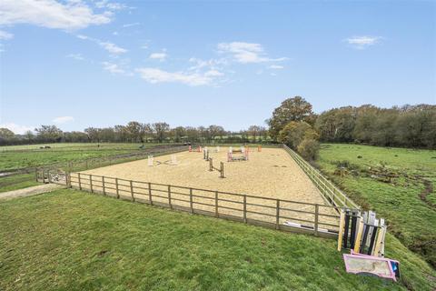 5 bedroom equestrian property for sale, Biddenden Road, Headcorn TN27