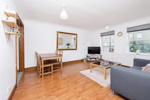 1 bedroom apartment to rent, Essex Road, Angel