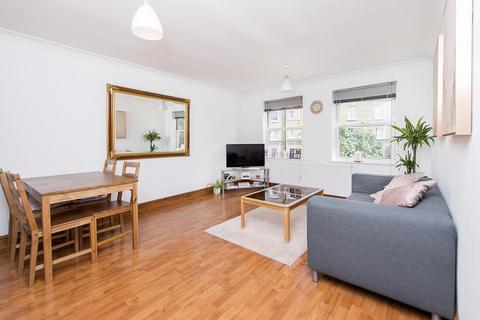 1 bedroom apartment to rent, Essex Road, Angel