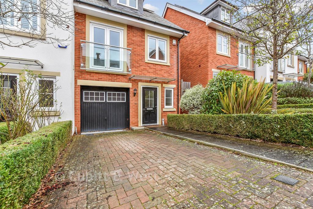 Driveway/Parking