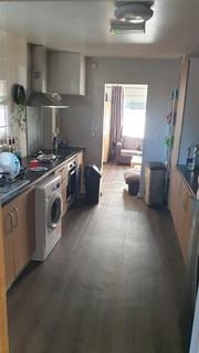 undefined, 5 Bed House £140pppw excl bills on Oundle Drive, Nottingham