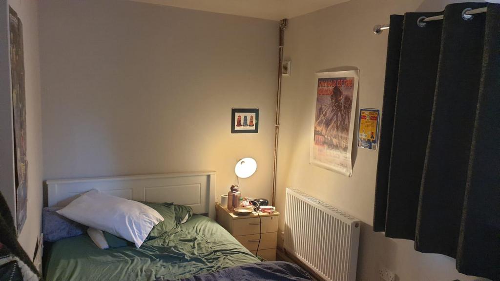 3a Oundle Drive 2.jpeg