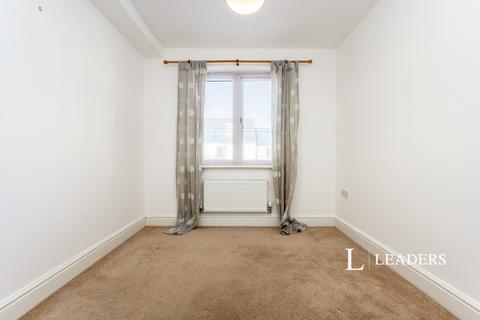 undefined, Selkirk Drive, Oakridge Park, Milton Keynes, MK14