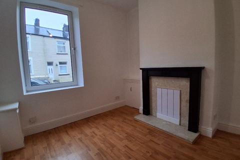 2 bedroom terraced house to rent, Melville Street, Burnley BB10