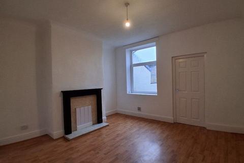 2 bedroom terraced house to rent, Melville Street, Burnley BB10