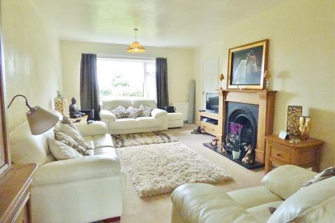 3 bedroom semi-detached bungalow to rent, 2 Stephenwath Lane Bugthorpe