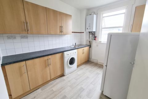 undefined, Wellwood Road, Goodmayes, Essex, IG3 8TZ, UK