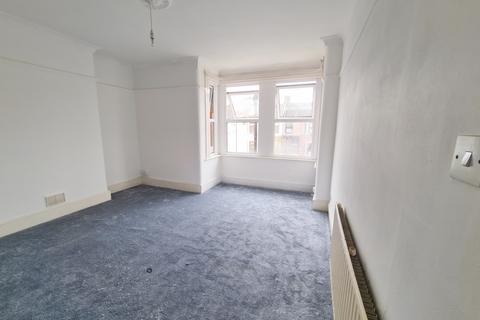 undefined, Wellwood Road, Goodmayes, Essex, IG3 8TZ, UK