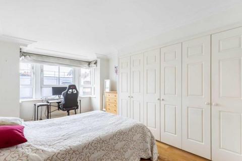 undefined, Lisson Grove, London NW1