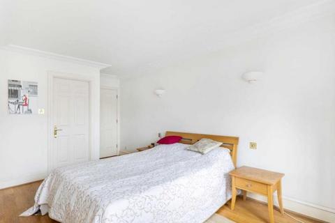 undefined, Lisson Grove, London NW1