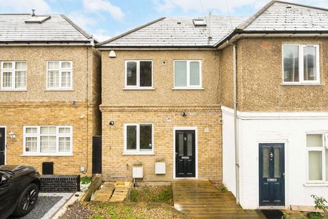 Beclands Road, London SW17