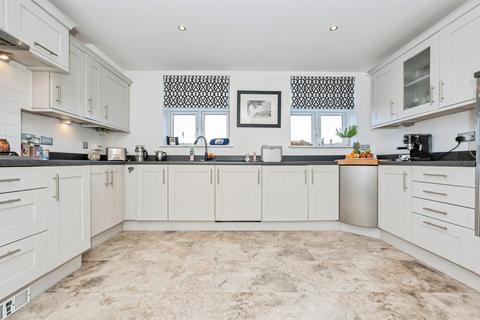 3 bedroom apartment for sale, Ingress Park Avenue, Greenhithe DA9
